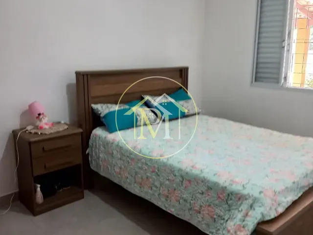 Sobrado 3 quartos e 2 banheiros, à venda, no bairro Vila Nova Sorocaba em Sorocaba