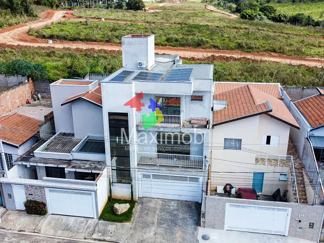 Sobrado com 160m² 3 quartos e 2 banheiros, à venda, no bairro Loteamento Morada do Sol em Itapira