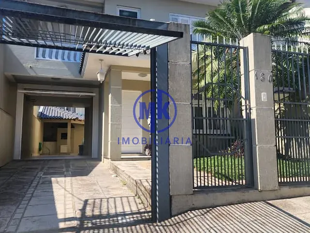 Sobrado 3 quartos e 2 banheiros, para alugar, no bairro Loteamento Jardim Timbaúva em Gravataí