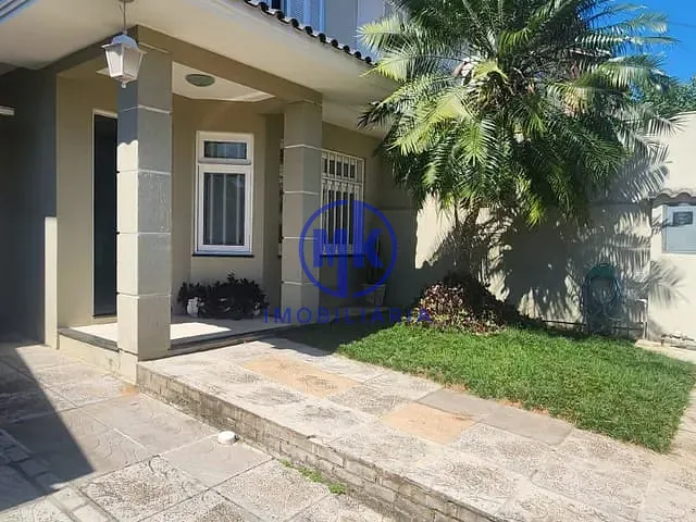 Sobrado 3 quartos e 2 banheiros, para alugar, no bairro Loteamento Jardim Timbaúva em Gravataí