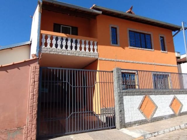 Foto do Sobrado - Sobrado com 3 dormitórios à venda, 264 m² por R$ 310.000,00 - Santa Bárbara - Piranguinho/MG | MOHALLEM e LOPES CORRETAGEM E ADMINISTRACAO DE IMOVEIS LTDA