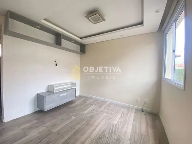 Sobrado com 70m² 3 quartos e 1 banheiro, para alugar, no bairro Canudos em Novo Hamburgo