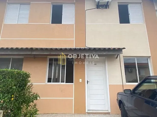 Sobrado com 70m² 3 quartos e 1 banheiro, para alugar, no bairro Canudos em Novo Hamburgo