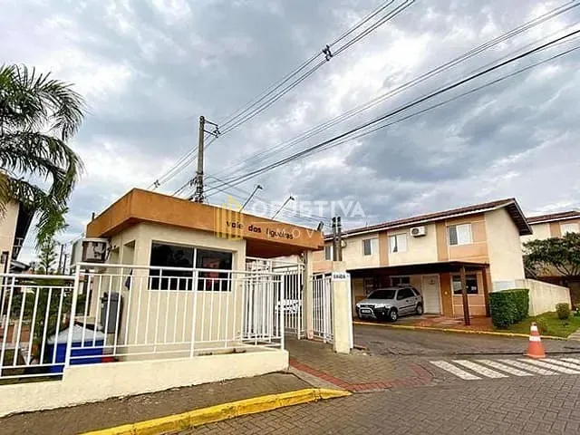 Sobrado com 70m² 3 quartos e 1 banheiro, para alugar, no bairro Canudos em Novo Hamburgo