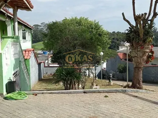 Sobrado com 1046m² 3 quartos e 4 banheiros, à venda, no bairro Parque Umuarama em Suzano