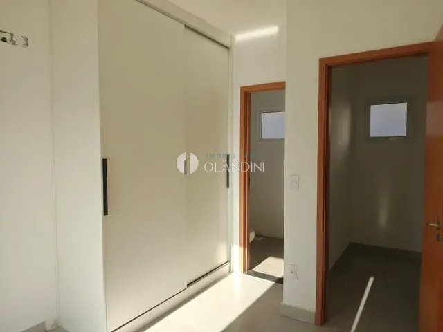 Sobrado com 80m² 2 quartos e 1 banheiro, para alugar, no bairro Residencial dos Ipês em Artur Nogueira