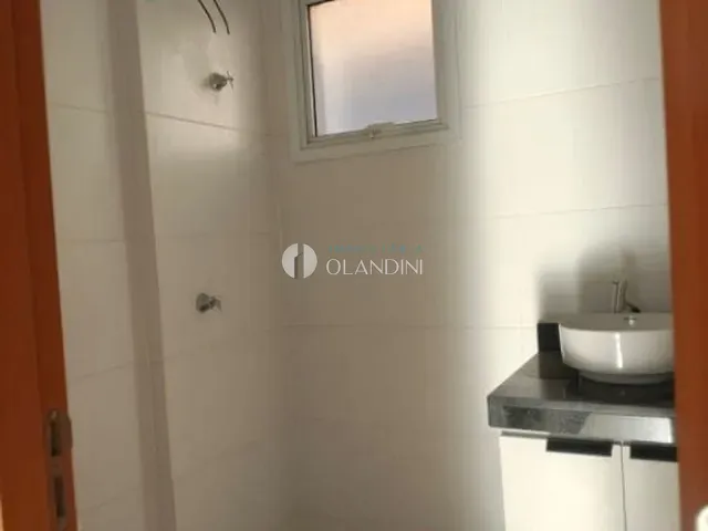 Sobrado com 80m² 2 quartos e 1 banheiro, para alugar, no bairro Residencial dos Ipês em Artur Nogueira