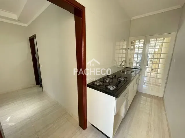 Sobrado com 150m² 3 quartos e 2 banheiros, à venda, no bairro Cidade Nova 2 em Santa Bárbara d'Oeste