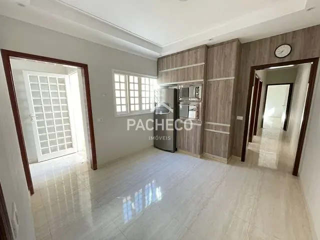 Sobrado com 150m² 3 quartos e 2 banheiros, à venda, no bairro Cidade Nova 2 em Santa Bárbara d'Oeste