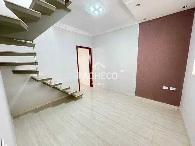 Sobrado com 150m² 3 quartos e 2 banheiros, à venda, no bairro Cidade Nova 2 em Santa Bárbara d'Oeste