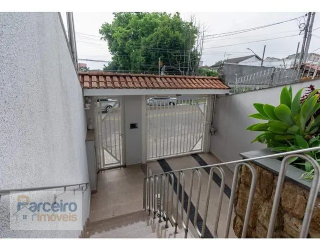 Sobrado com 171m² 3 quartos e 3 banheiros, à venda, no bairro Jardim Piqueroby em São Paulo