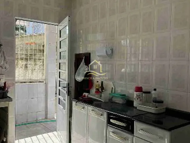 Sobrado com 524m² 3 quartos e 2 banheiros, à venda, no bairro Boraceia em Bertioga