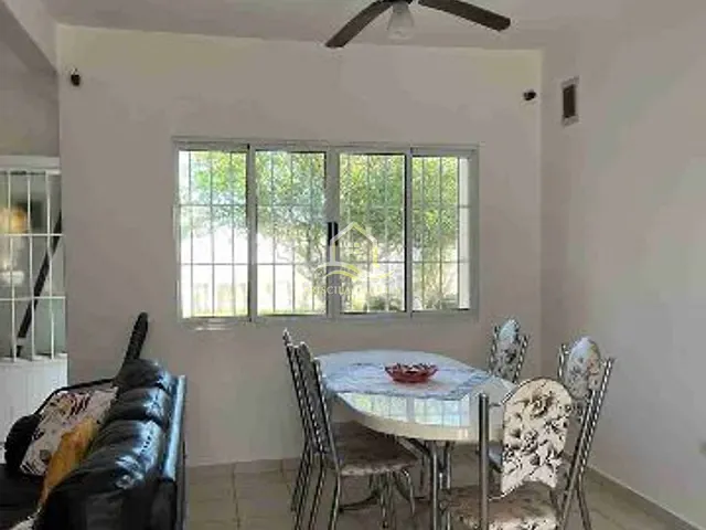 Sobrado com 524m² 3 quartos e 2 banheiros, à venda, no bairro Boraceia em Bertioga