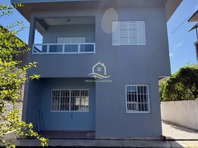 Sobrado com 524m² 3 quartos e 2 banheiros, à venda, no bairro Boraceia em Bertioga