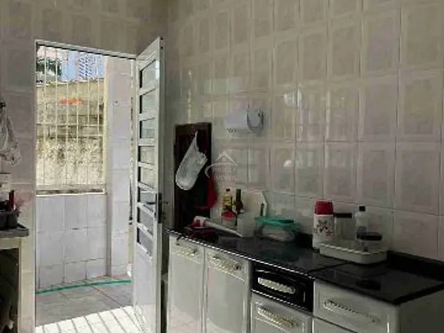 Sobrado com 524m² 3 quartos e 2 banheiros, à venda, no bairro Boraceia em Bertioga