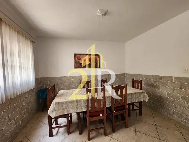 Sobrado com 218m² 5 quartos e 3 banheiros, à venda, no bairro Jardim Caravelas em São Paulo