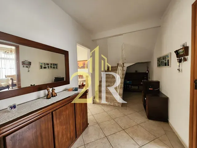 Sobrado com 218m² 5 quartos e 3 banheiros, à venda, no bairro Jardim Caravelas em São Paulo