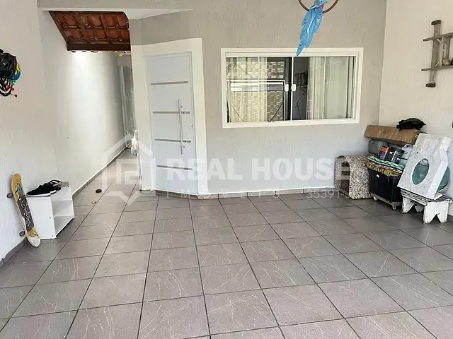 Sobrado com 220m² 3 quartos e 3 banheiros, à venda, no bairro Parque São Bento em Sorocaba