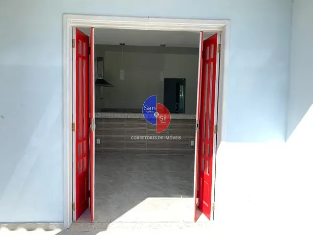 Sobrado com 470m² 5 quartos e 5 banheiros, à venda, no bairro Cotia em Guapimirim