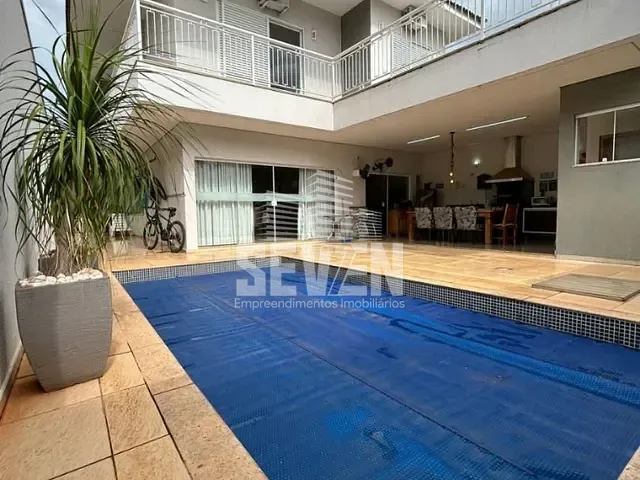 Sobrado com 360m² 4 quartos e 6 banheiros, à venda, no bairro Residencial Villaggio II em Bauru