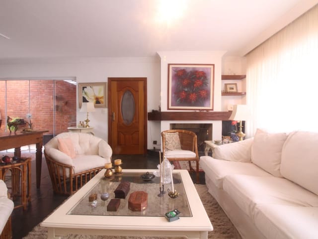 Sobrado 3 quartos e 3 banheiros, à venda, no bairro Jardim Umuarama em São Paulo