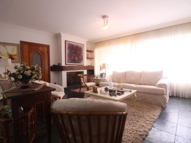 Sobrado 3 quartos e 3 banheiros, à venda, no bairro Jardim Umuarama em São Paulo