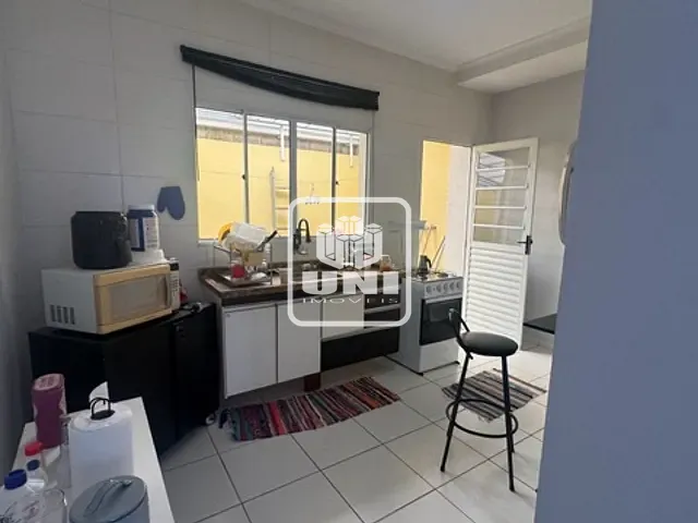 Sobrado com 100m² 2 quartos e 3 banheiros, à venda ou para alugar, no bairro Jardim Califórnia em Jacareí
