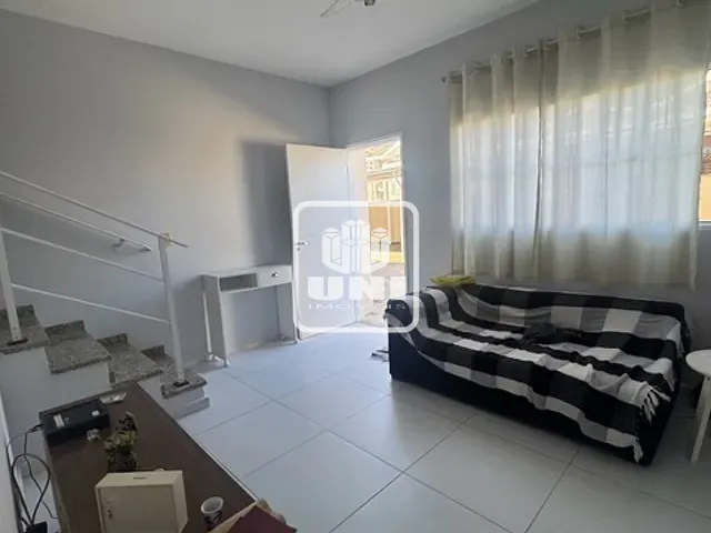 Sobrado com 100m² 2 quartos e 3 banheiros, à venda ou para alugar, no bairro Jardim Califórnia em Jacareí
