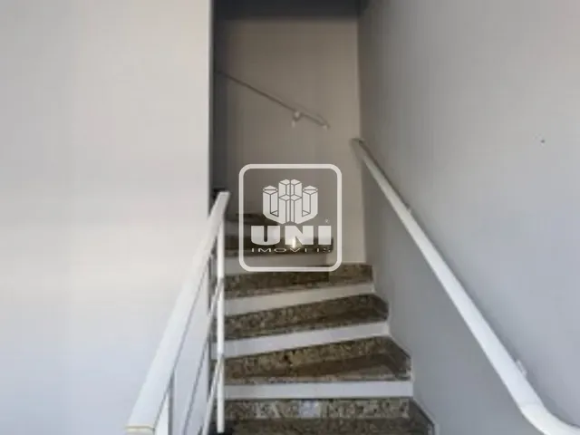 Sobrado com 100m² 2 quartos e 3 banheiros, à venda ou para alugar, no bairro Jardim Califórnia em Jacareí