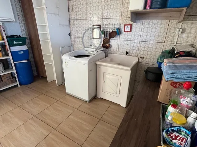 Sobrado com 147m² 3 quartos e 3 banheiros, à venda, no bairro Navegantes em Pelotas