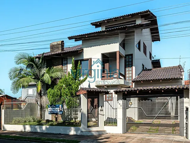 Casa com 427m² 4 quartos e 3 banheiros, à venda, no bairro Scharlau em São Leopoldo