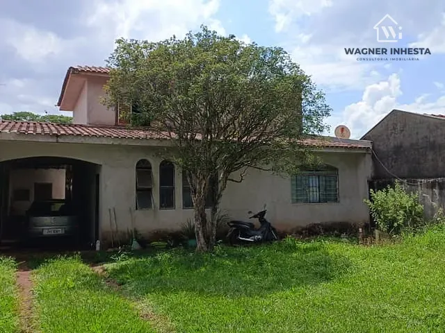 Sobrado com 360m² 5 quartos e 1 banheiro, à venda, no bairro Parque Avenida em Maringá