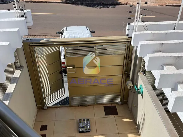 Sobrado com 60m² 2 quartos e 1 banheiro, para alugar, no bairro Vila Ipiranga em Campo Grande