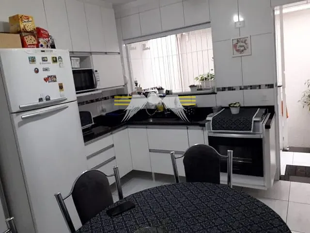 Sobrado 2 quartos e 2 banheiros, à venda, no bairro Santo Antônio em São Paulo