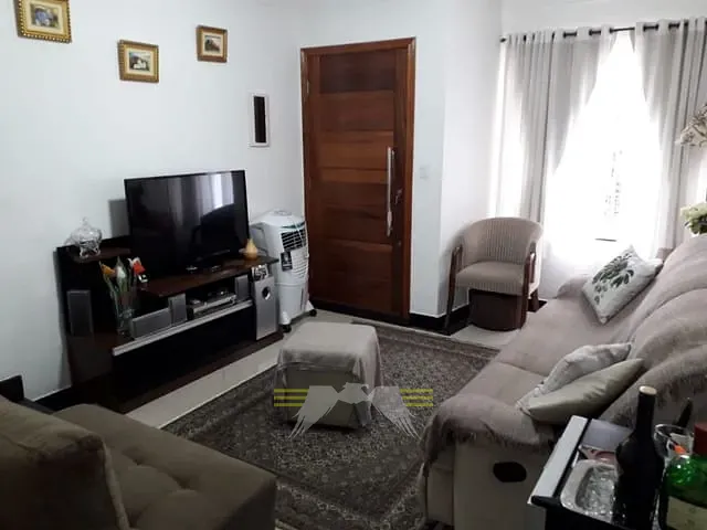 Sobrado 2 quartos e 2 banheiros, à venda, no bairro Santo Antônio em São Paulo