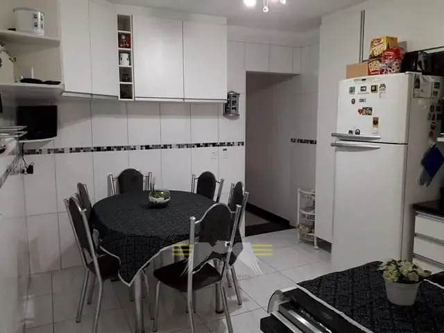 Sobrado 2 quartos e 2 banheiros, à venda, no bairro Santo Antônio em São Paulo