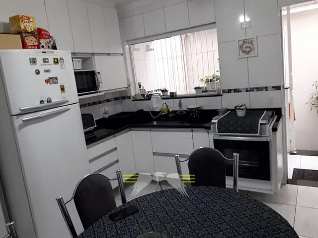 Sobrado 2 quartos e 2 banheiros, à venda, no bairro Santo Antônio em São Paulo