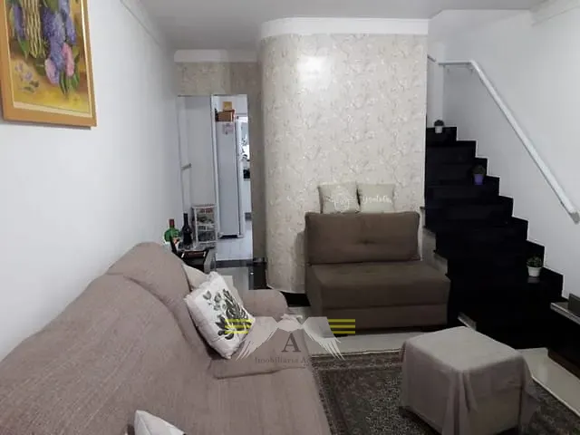 Sobrado 2 quartos e 2 banheiros, à venda, no bairro Santo Antônio em São Paulo