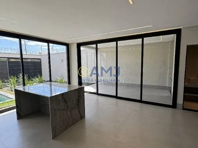 Sobrado com 153m² 3 quartos e 3 banheiros, à venda, no bairro Parque Amazônia em Goiânia