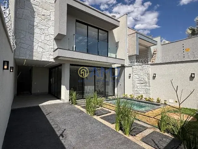 Sobrado com 153m² 3 quartos e 3 banheiros, à venda, no bairro Parque Amazônia em Goiânia
