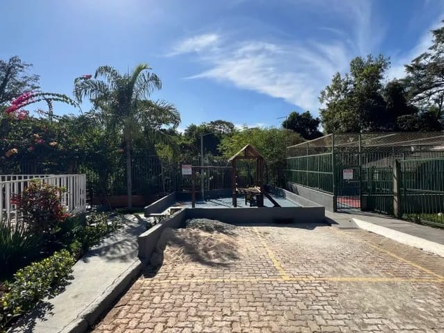 Sobrado à venda, Jardim Copacabana, Aparecida de Goiânia, GO