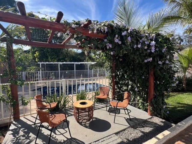 Sobrado à venda, Jardim Copacabana, Aparecida de Goiânia, GO