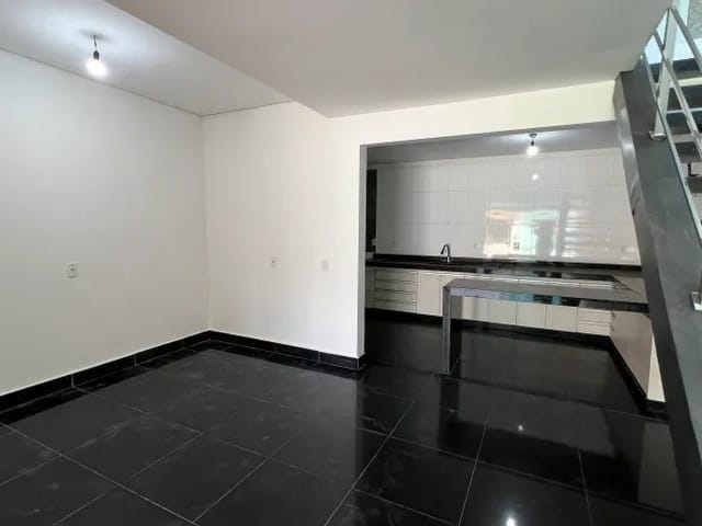 Sobrado à venda, Jardim Copacabana, Aparecida de Goiânia, GO