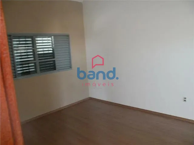 Sobrado com 250m² 3 quartos e 2 banheiros, à venda, no bairro Altos do Tendá em Porto Feliz