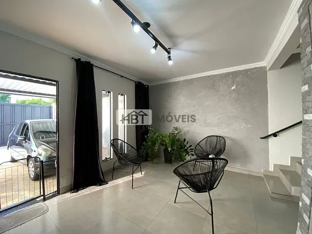 Sobrado com 242m² 2 quartos e 3 banheiros, à venda, no bairro Parque Santa Cecília em Bauru