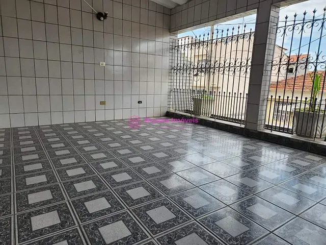 Sobrado com 168m² 3 quartos e 2 banheiros, à venda, no bairro Osvaldo Cruz em São Caetano do Sul