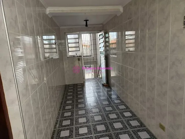 Sobrado com 168m² 3 quartos e 2 banheiros, à venda, no bairro Osvaldo Cruz em São Caetano do Sul