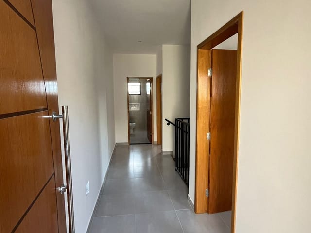 Sobrado com 154m² 2 quartos e 2 banheiros, à venda, no bairro Jardim Imperial em Atibaia