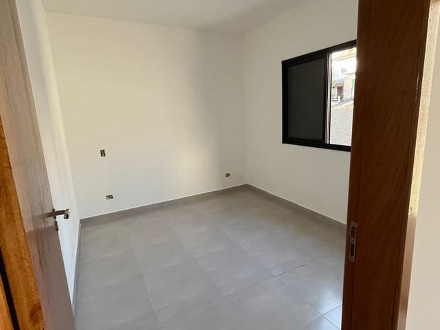 Sobrado com 154m² 2 quartos e 2 banheiros, à venda, no bairro Jardim Imperial em Atibaia
