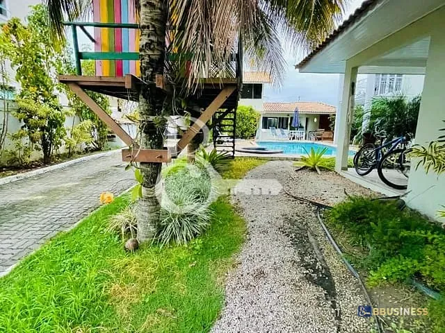 Sobrado com 720m² 5 quartos e 3 banheiros, à venda, no bairro Parque Rodoviário em Campos dos Goytacazes